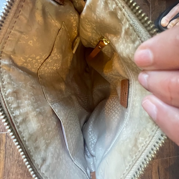 Kate Spade Crossbody Bag, Matching Wristlet Available - Picture 10 of 14